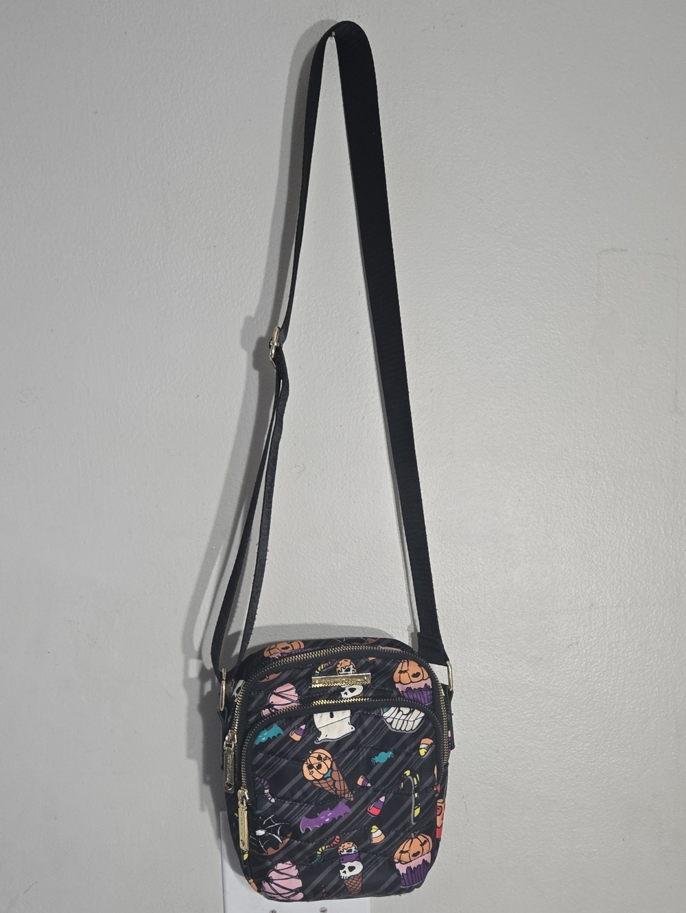 Betsey Johnson Halloween Treats Quilted Nylon Crossbody Bag Spooky Playful EUC